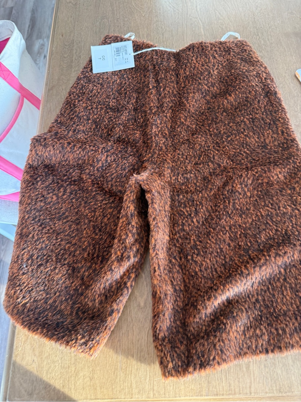 Anthropology Beatrice B Teddy Furry Bermuda Shorts Motif NWT Small Long Shorts - Picture 7 of 7